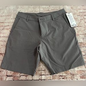 NWT Lululemon Men’s Commission Shorts 9”, Size 34, Grey